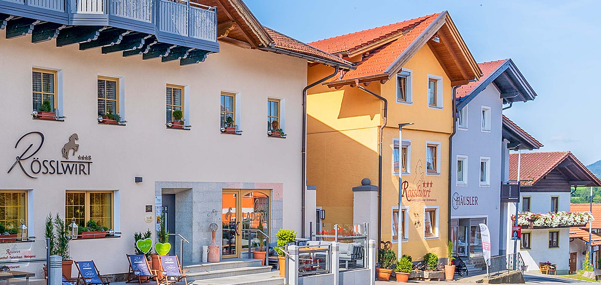 Urlaub Im "kleinen Rössl" - Hotel Mit Zimmer & Suiten In Lam Im ...